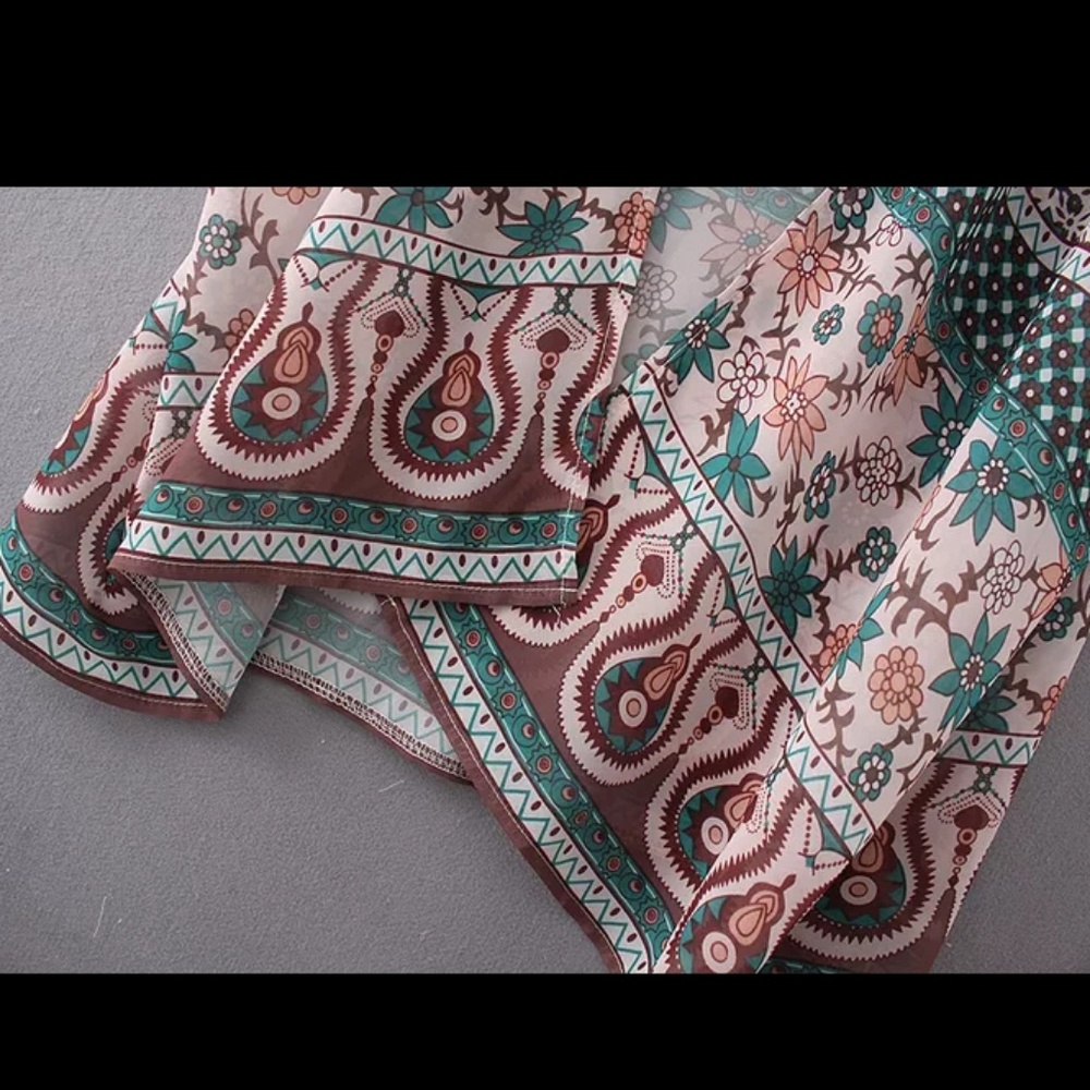 Semi Sheer Kimono Floral Beach Cover Top - Picture 5 of 6